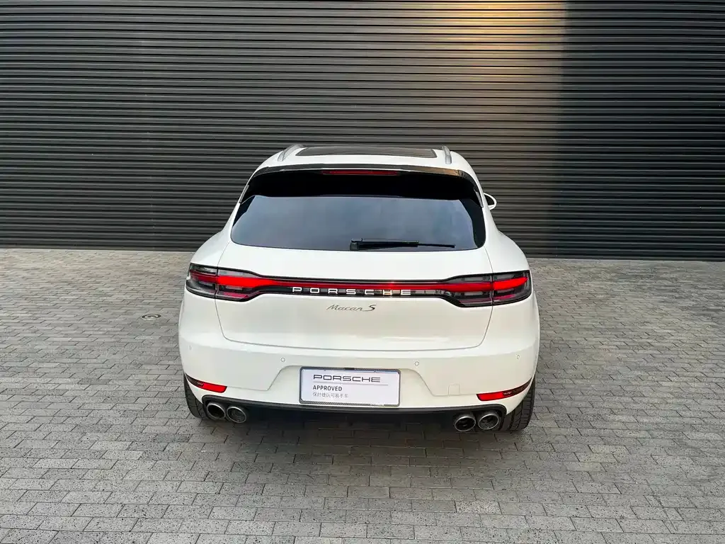 Porsche Macan — фото 10
