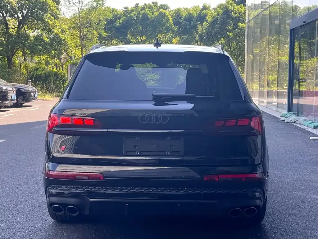 Audi SQ7 — фото 3