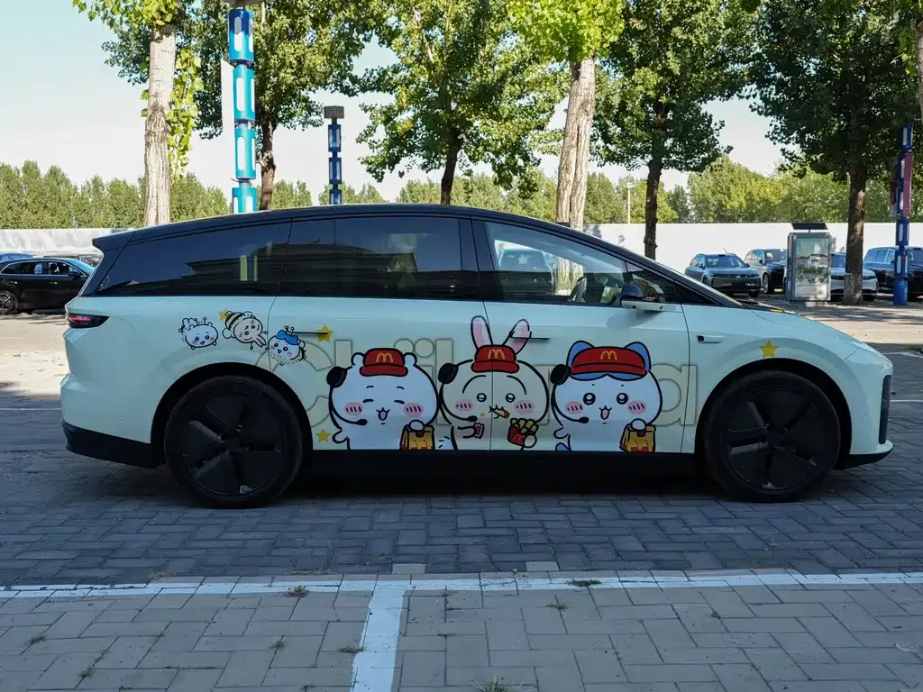 Li Auto Li i8 — фото 4