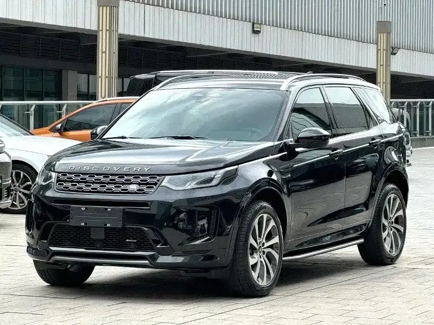 Land Rover Discovery Sport — фото 1