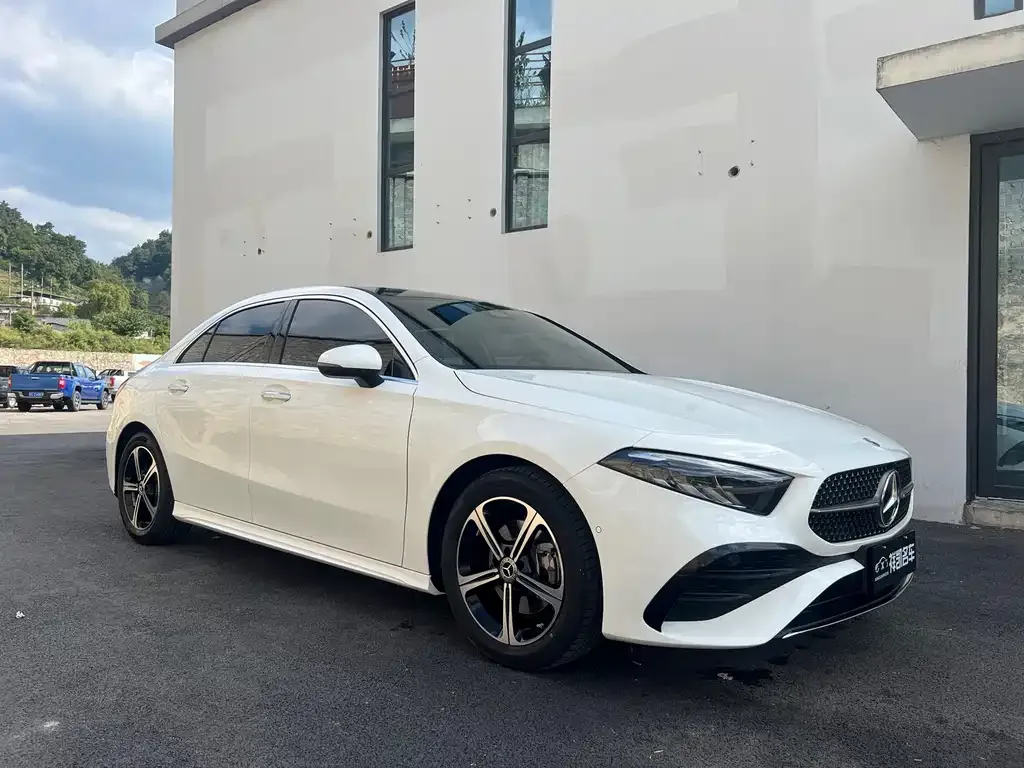 Mercedes-Benz A-Class — фото 2