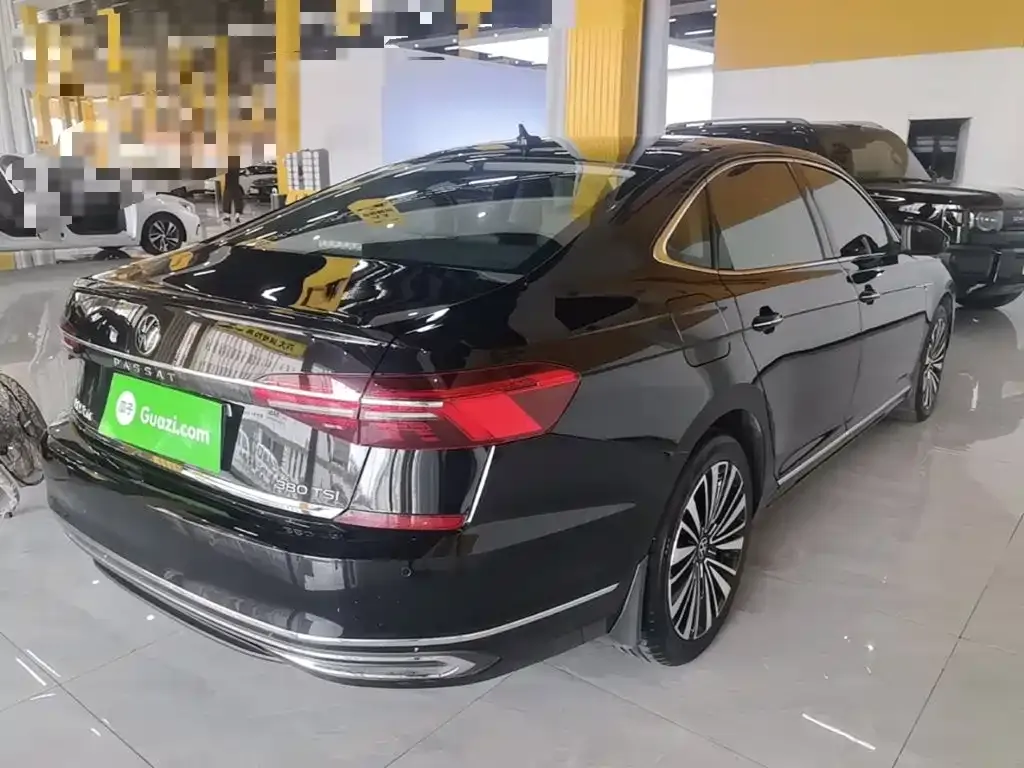 Volkswagen Passat — фото 4