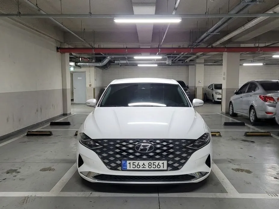 Hyundai Grandeur — фото 1