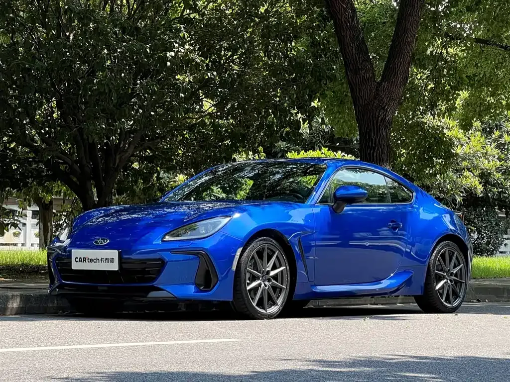 Subaru BRZ — фото 1