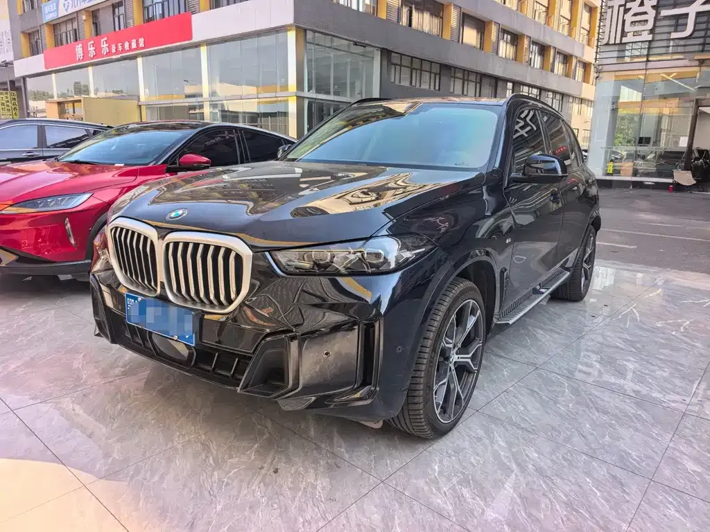 BMW X5 — фото 1