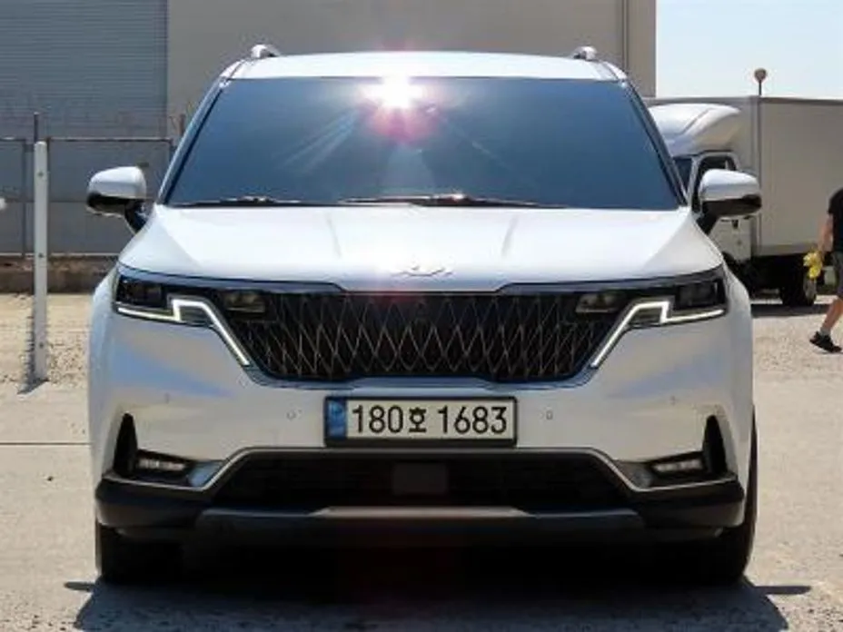 Kia Carnival — фото 2