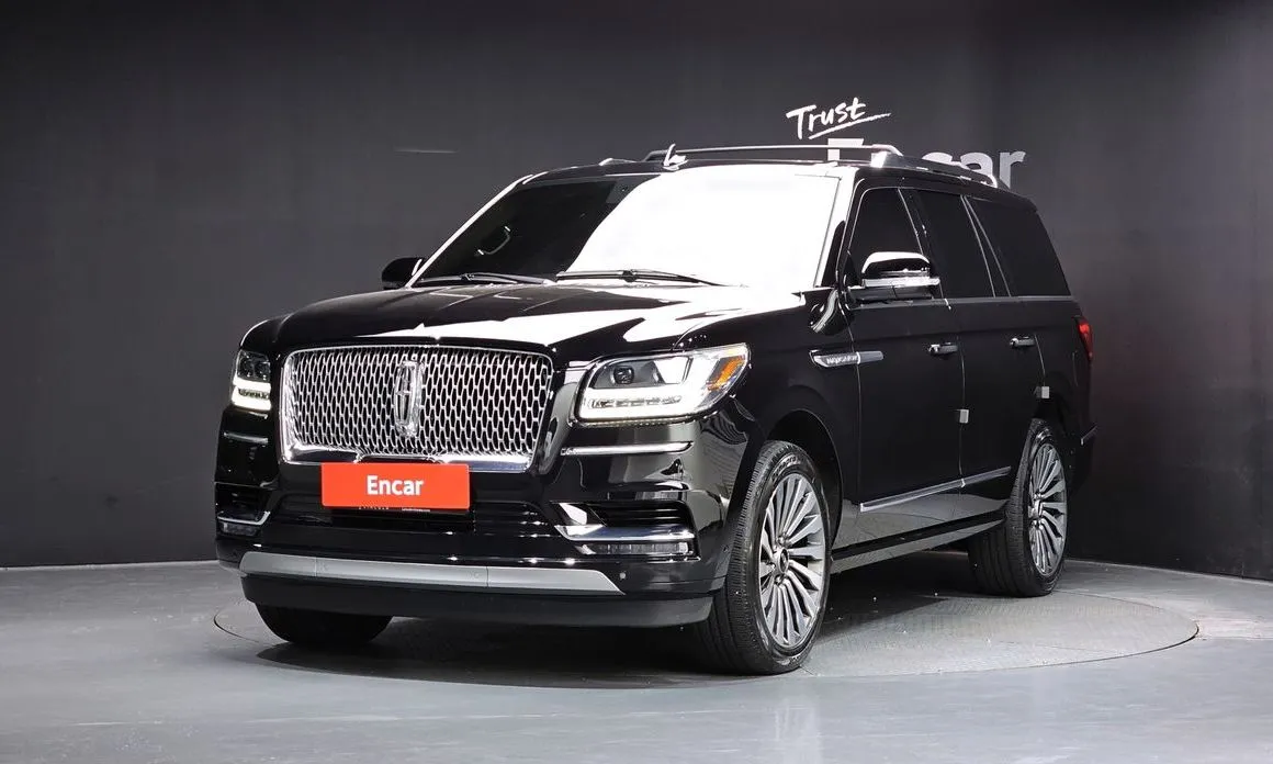 Lincoln Navigator — фото 1