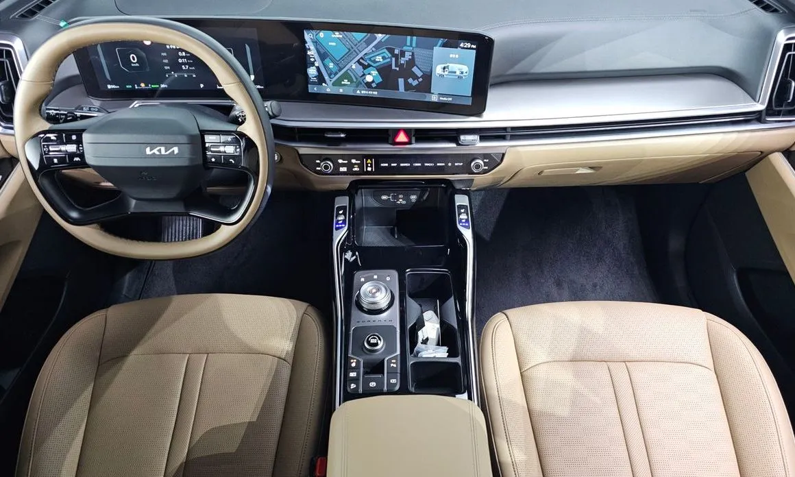 Kia Sorento — фото 10