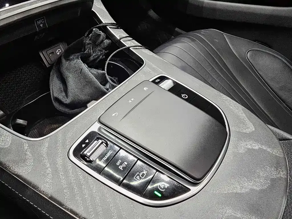 Mercedes-Benz CLS — фото 6