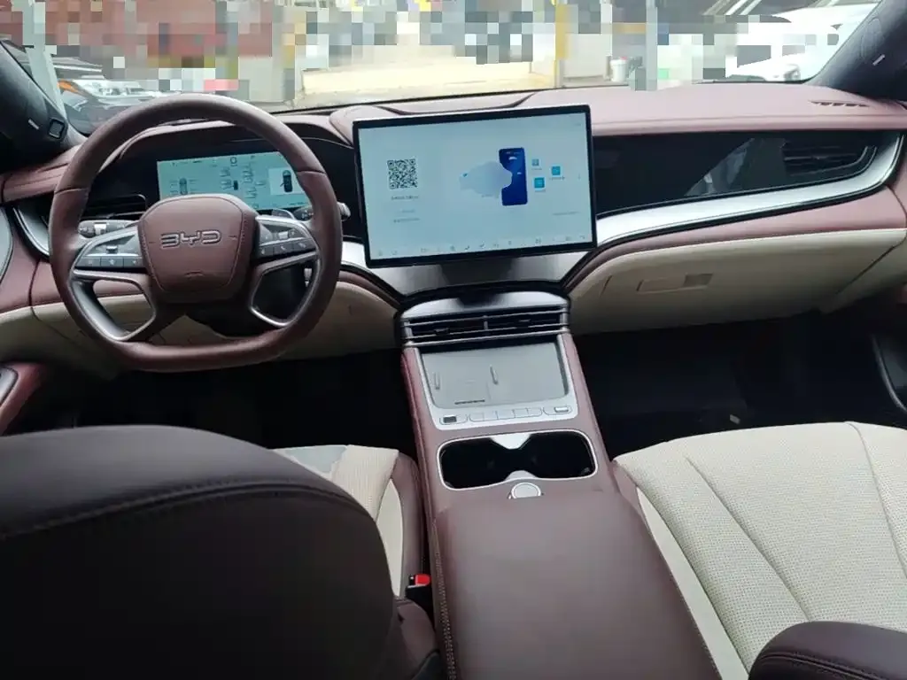 BYD Seal 07 DM-i — фото 10