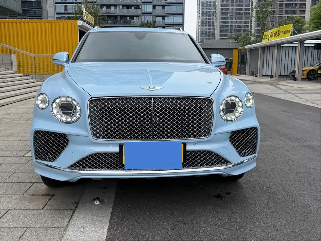 Bentley Bentayga — фото 5