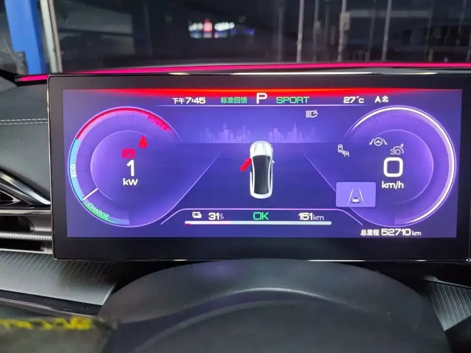 BYD Seal — фото 3