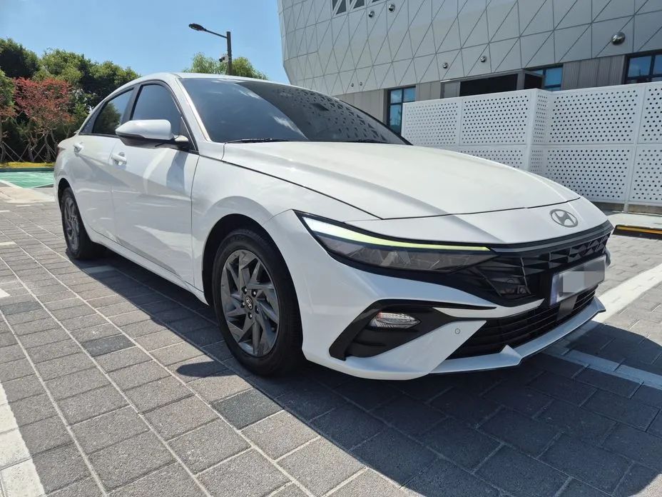 Hyundai AVANTE — фото 4