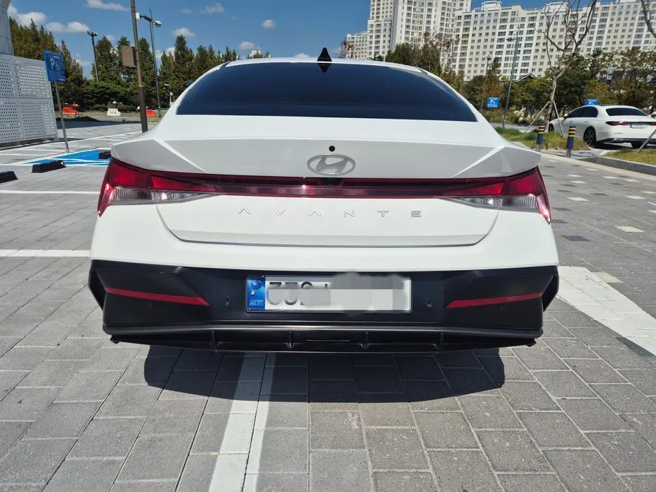 Hyundai AVANTE — фото 10