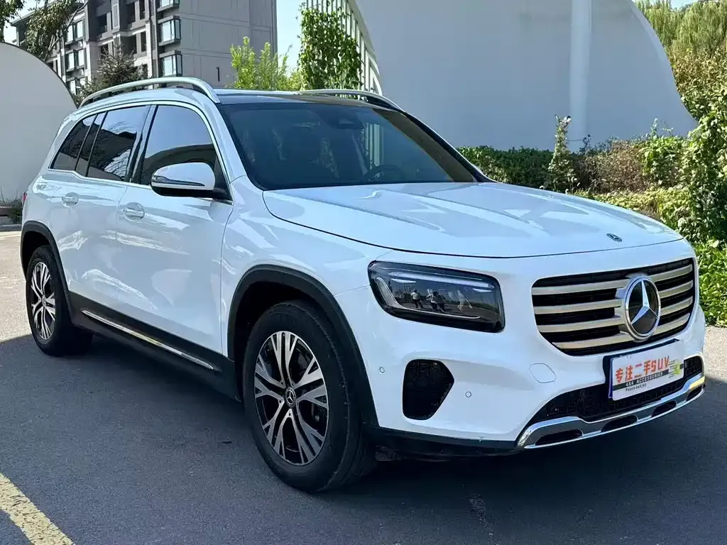 Mercedes-Benz GLB — фото 2