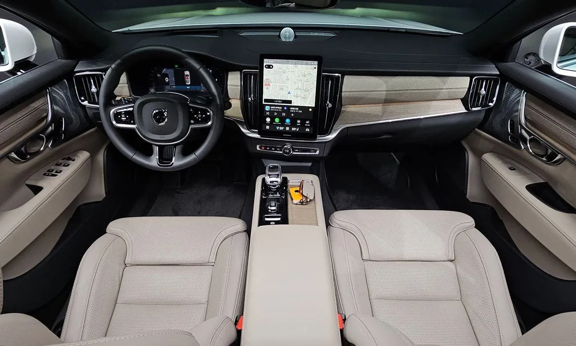 Volvo S90 — фото 10