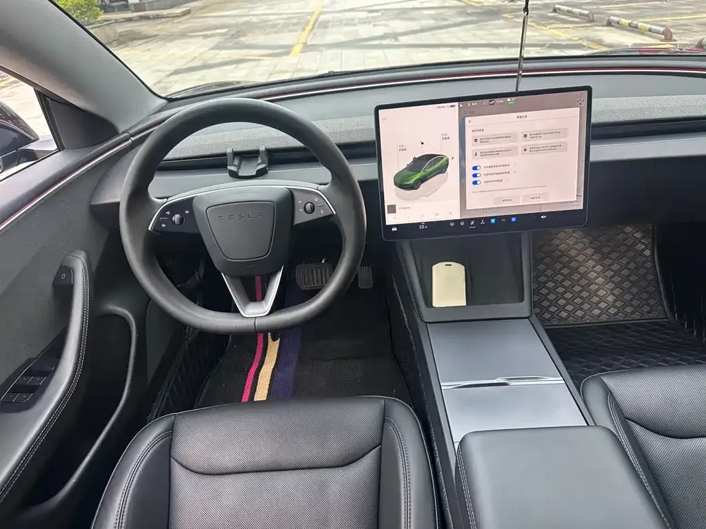 Tesla Model 3 — фото 6