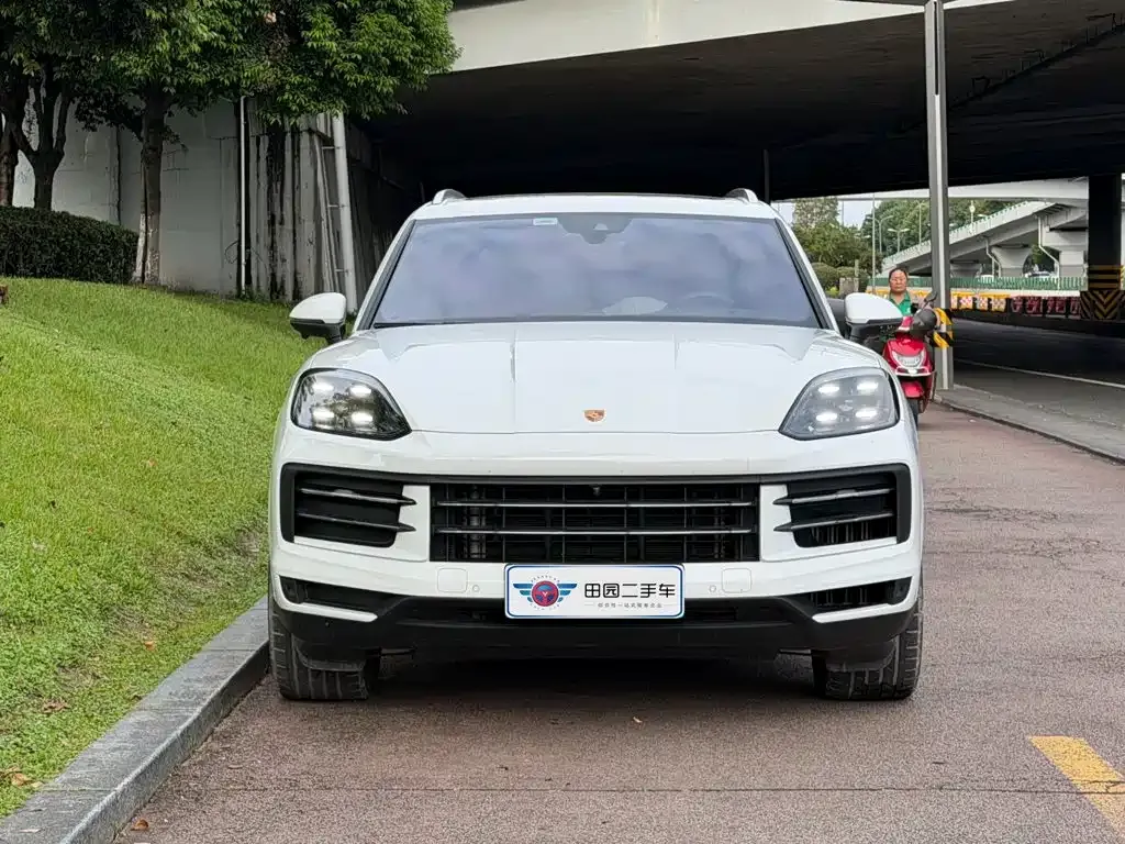 Porsche Cayenne Hybrid — фото 5