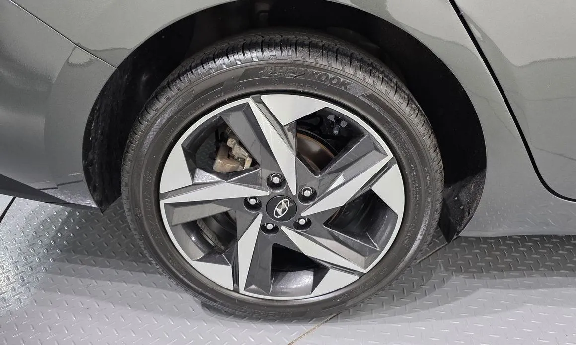 Hyundai AVANTE — фото 7
