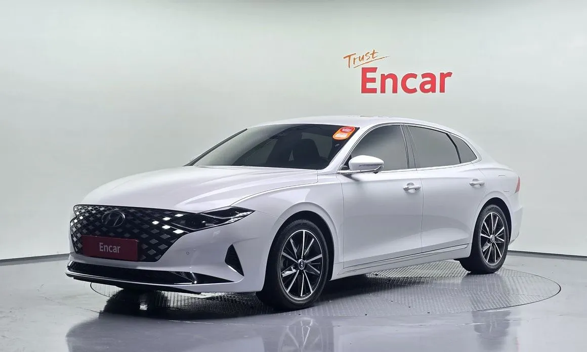 Hyundai Grandeur — фото 1
