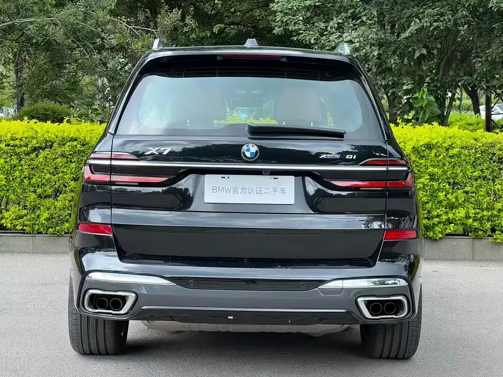 BMW X7 — фото 4