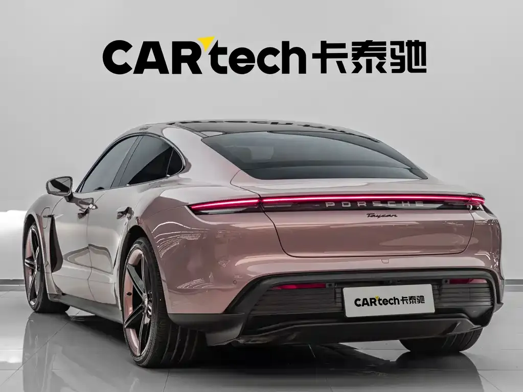 Porsche Taycan — фото 2