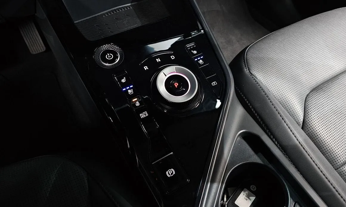 Kia Niro — фото 8
