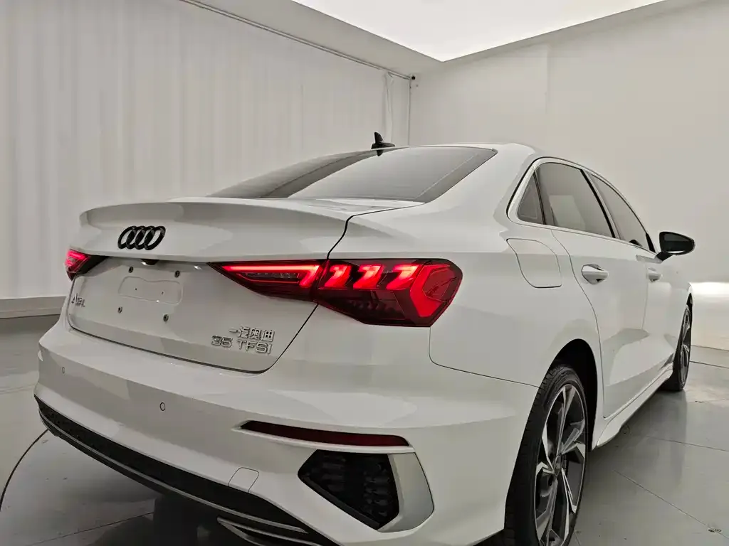 Audi A3 — фото 8