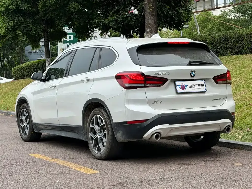 BMW X1 — фото 10