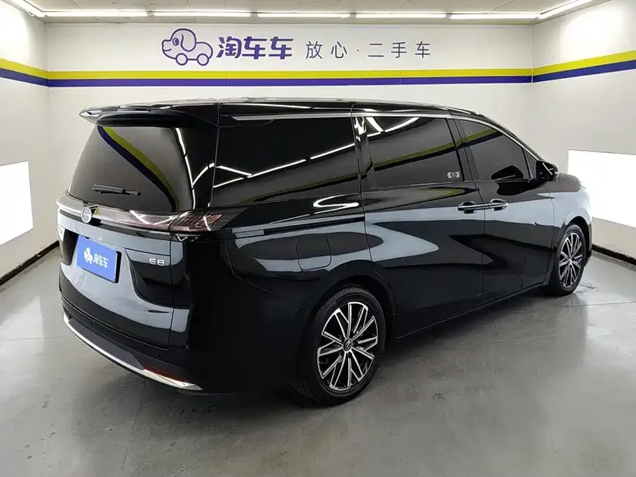 GAC Motor Trumpchi E8 — фото 5