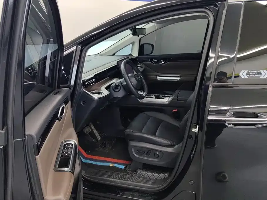 GAC Motor Trumpchi E8 — фото 6