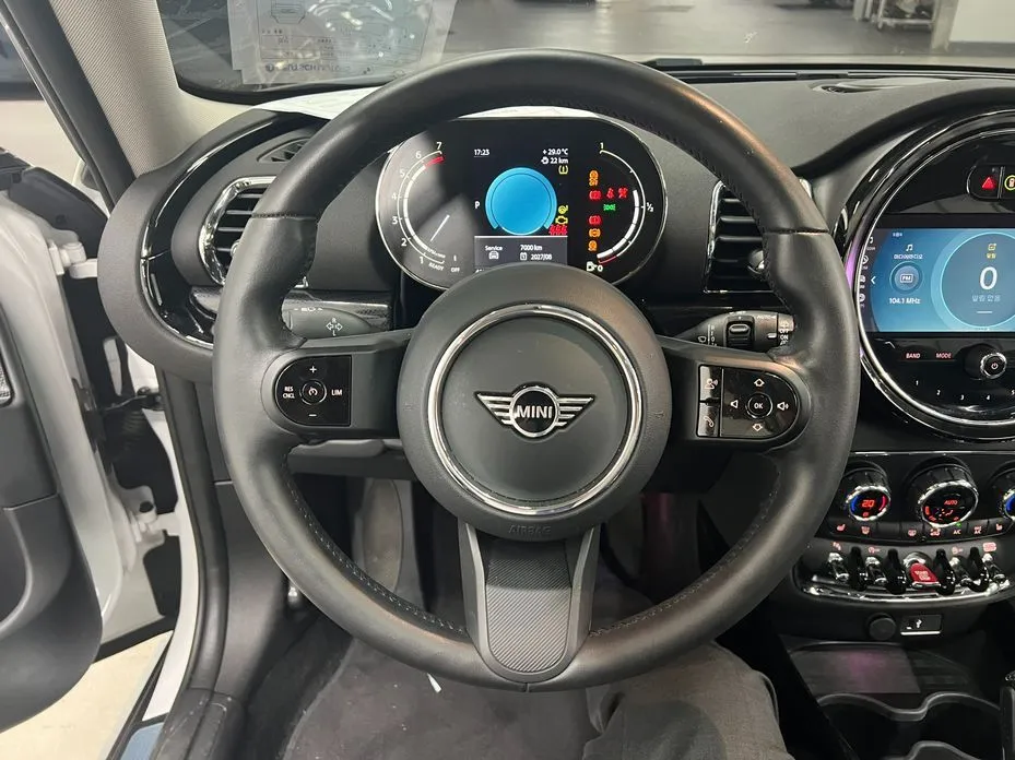 Mini Clubman — фото 10