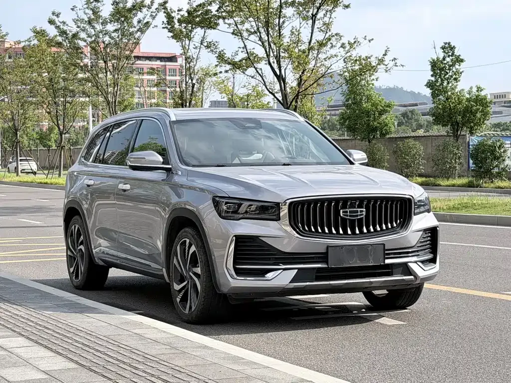 Geely Xingyue L — фото 6