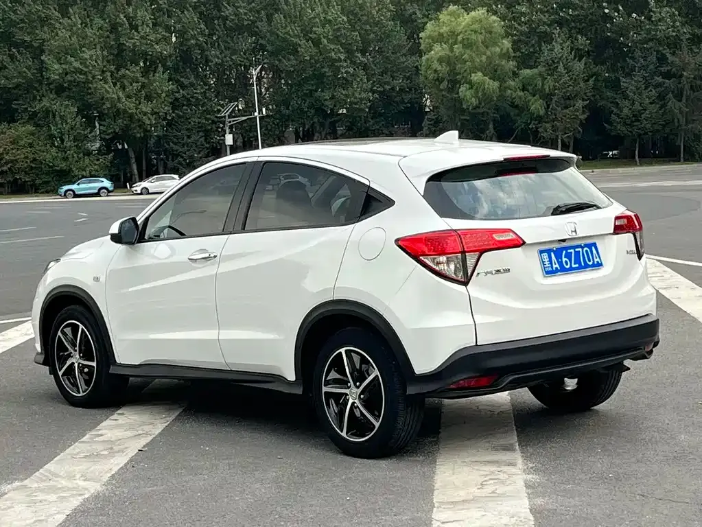 Honda Vezel — фото 10