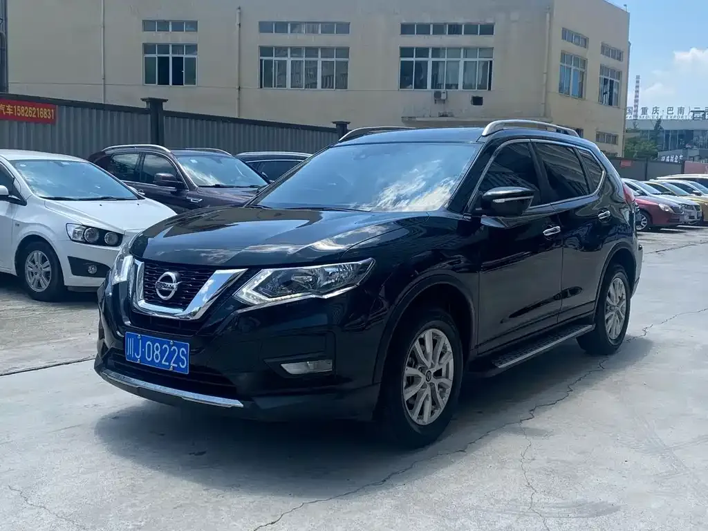Nissan X-Trail — фото 6