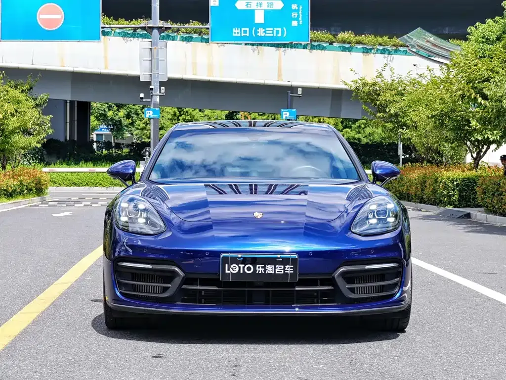 Porsche Panamera — фото 8