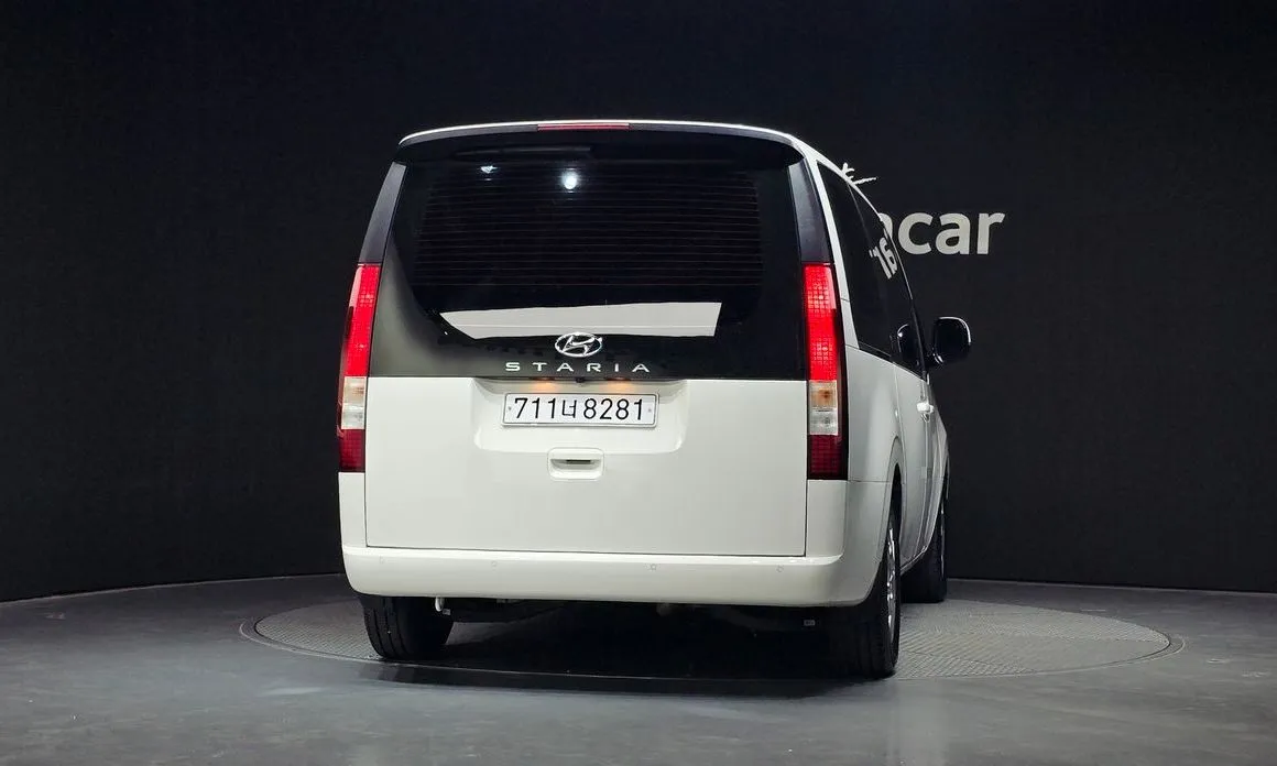 Hyundai Staria — фото 3
