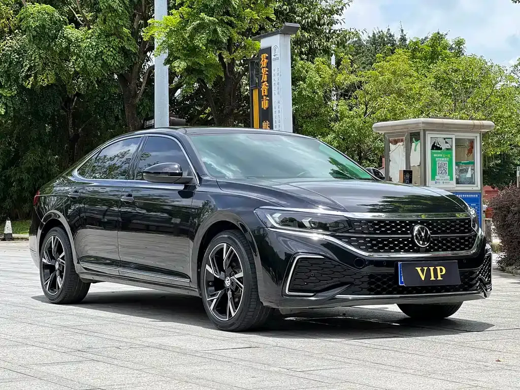Volkswagen Passat — фото 9