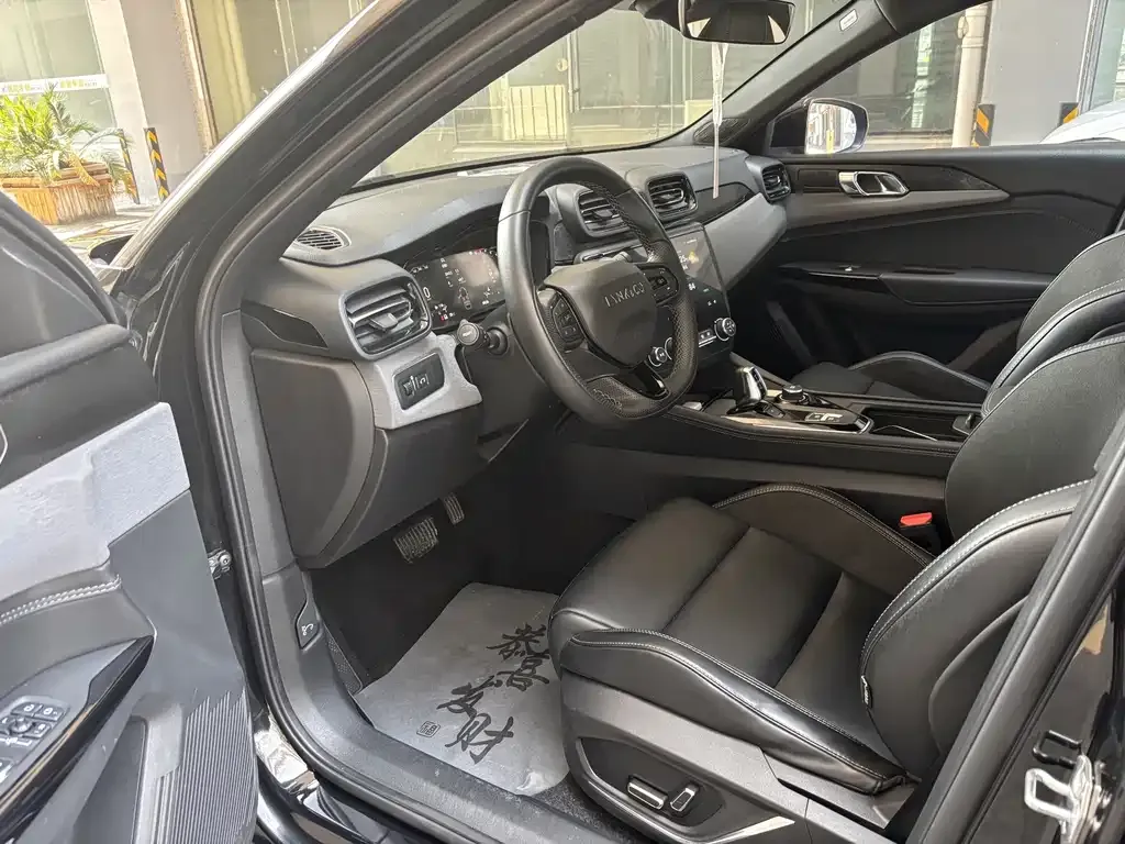 Lynk & Co 03 — фото 8