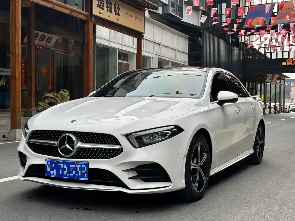 Mercedes-Benz A-Class — фото 1
