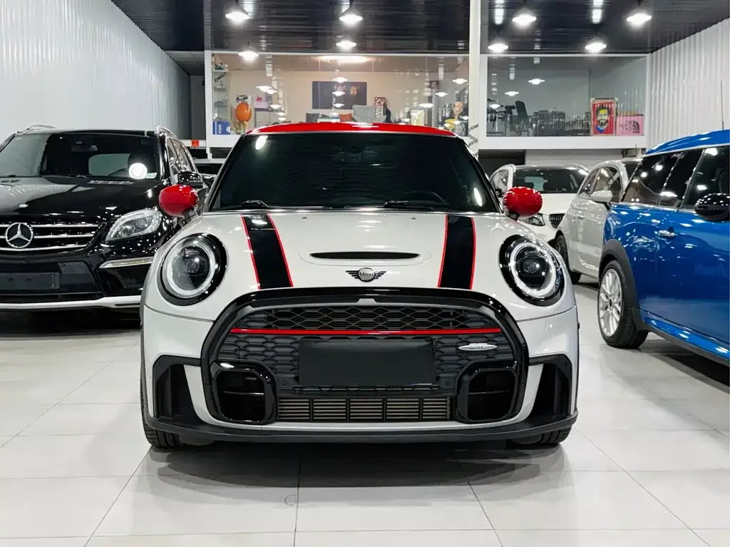 MINI JCW (John Cooper Works) — фото 4