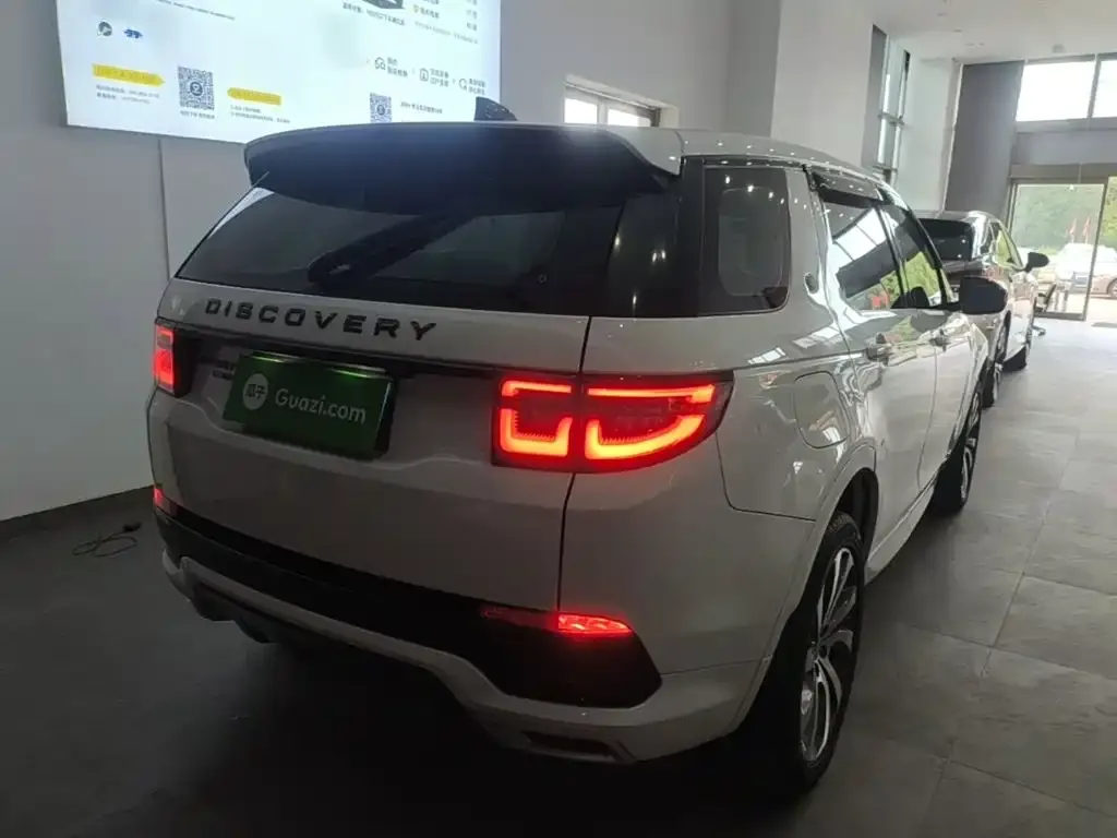 Land Rover Discovery Sport — фото 2