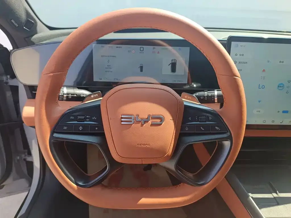 BYD Seal — фото 6