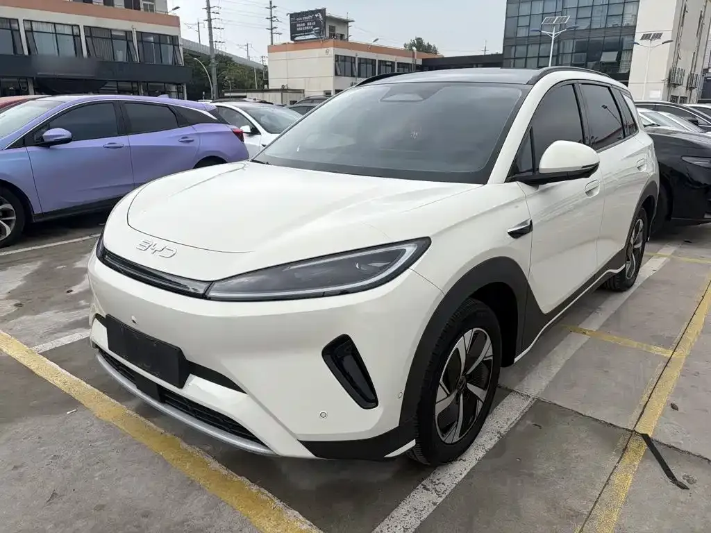 BYD Sealion 05 EV — фото 1