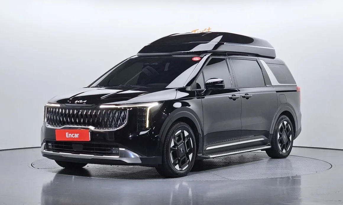 Kia Carnival — фото 1