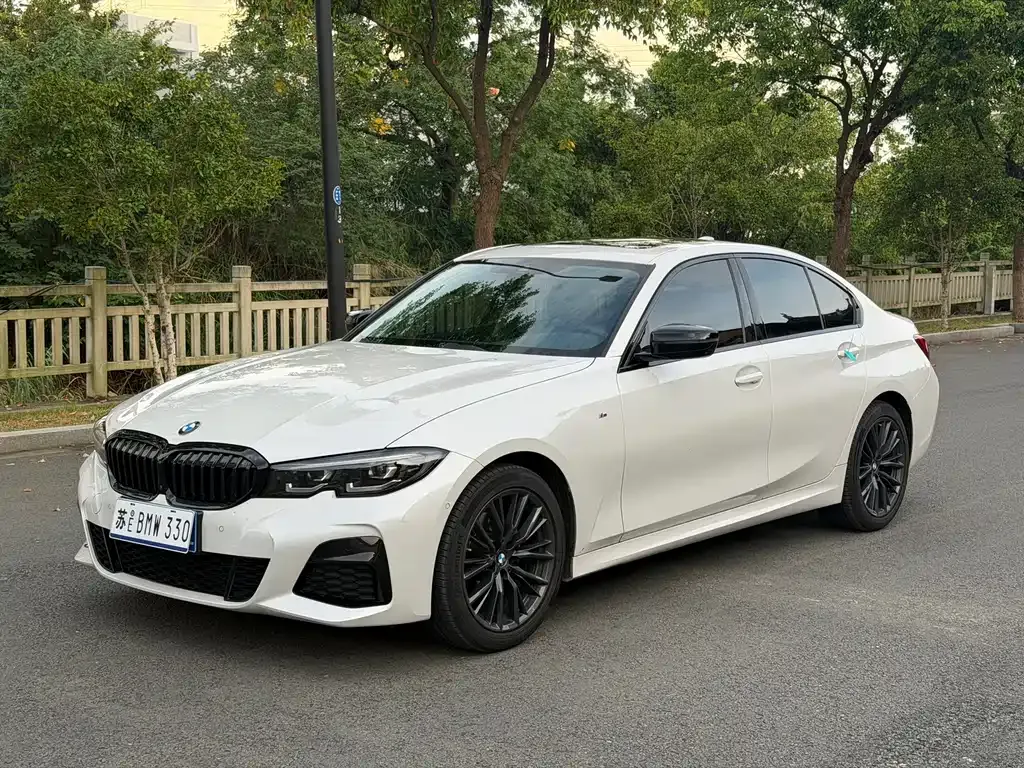 BMW 3 Series — фото 1