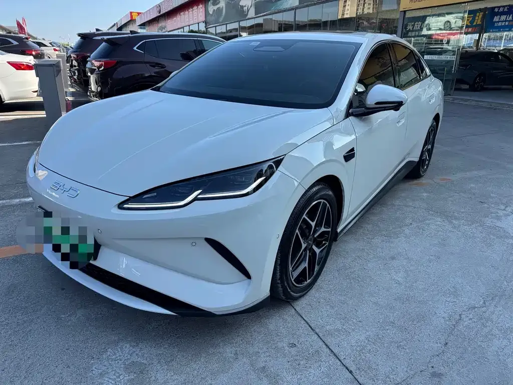 BYD Seal 06 — фото 1