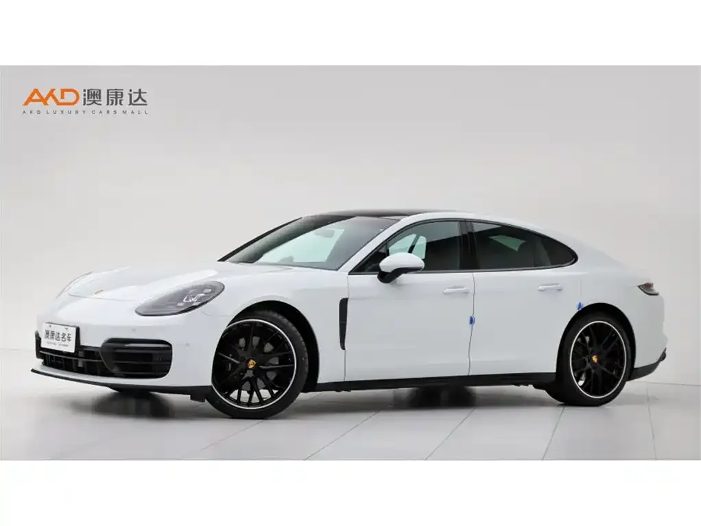 Porsche Panamera — фото 1