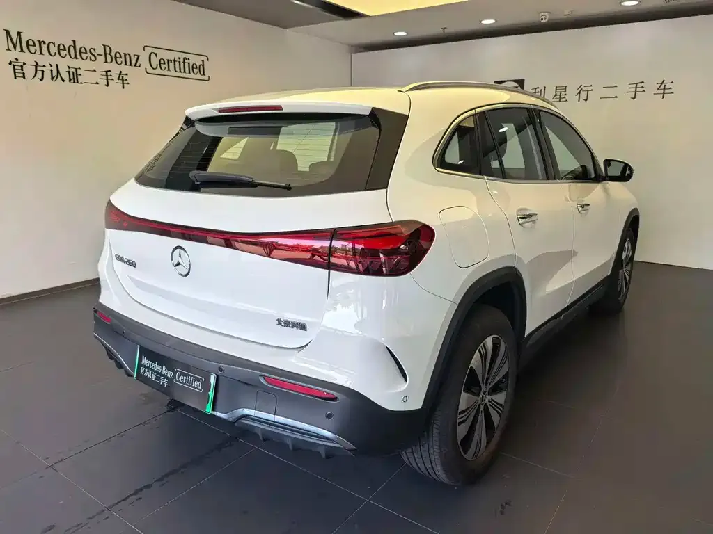 Mercedes-Benz EQA — фото 5