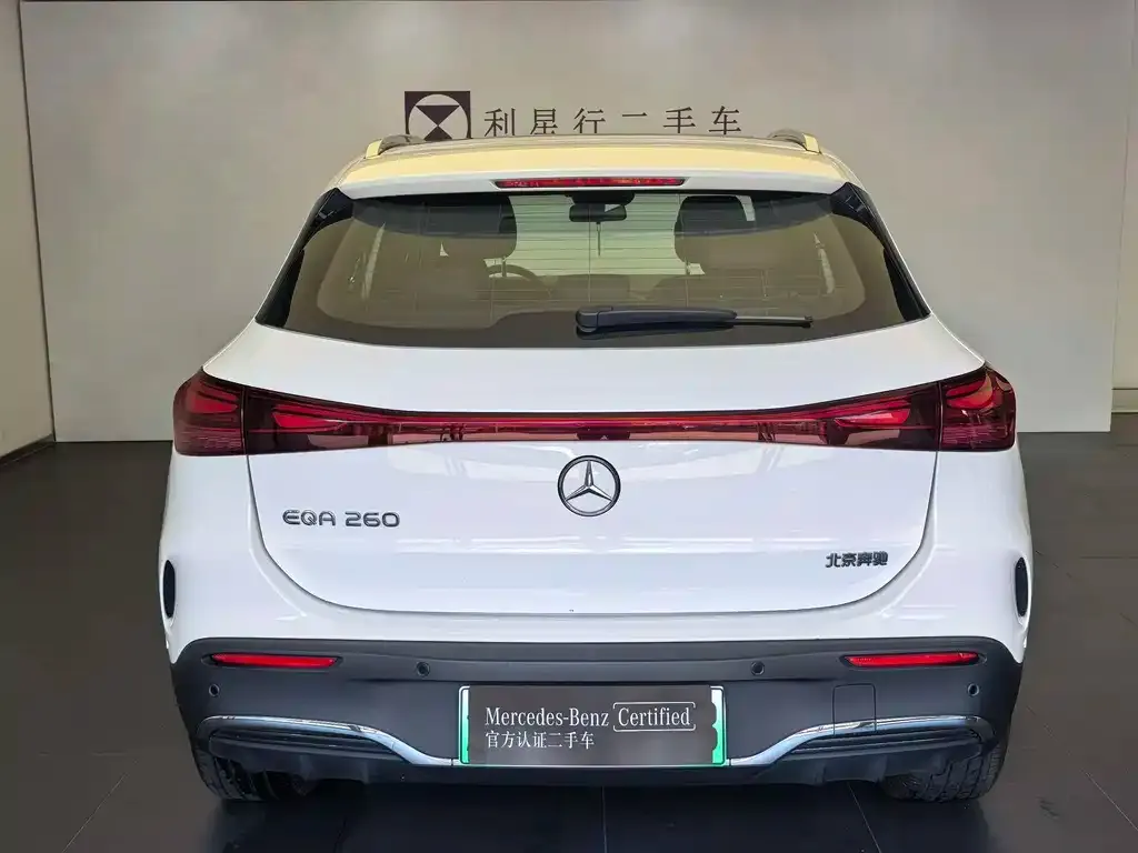Mercedes-Benz EQA — фото 2